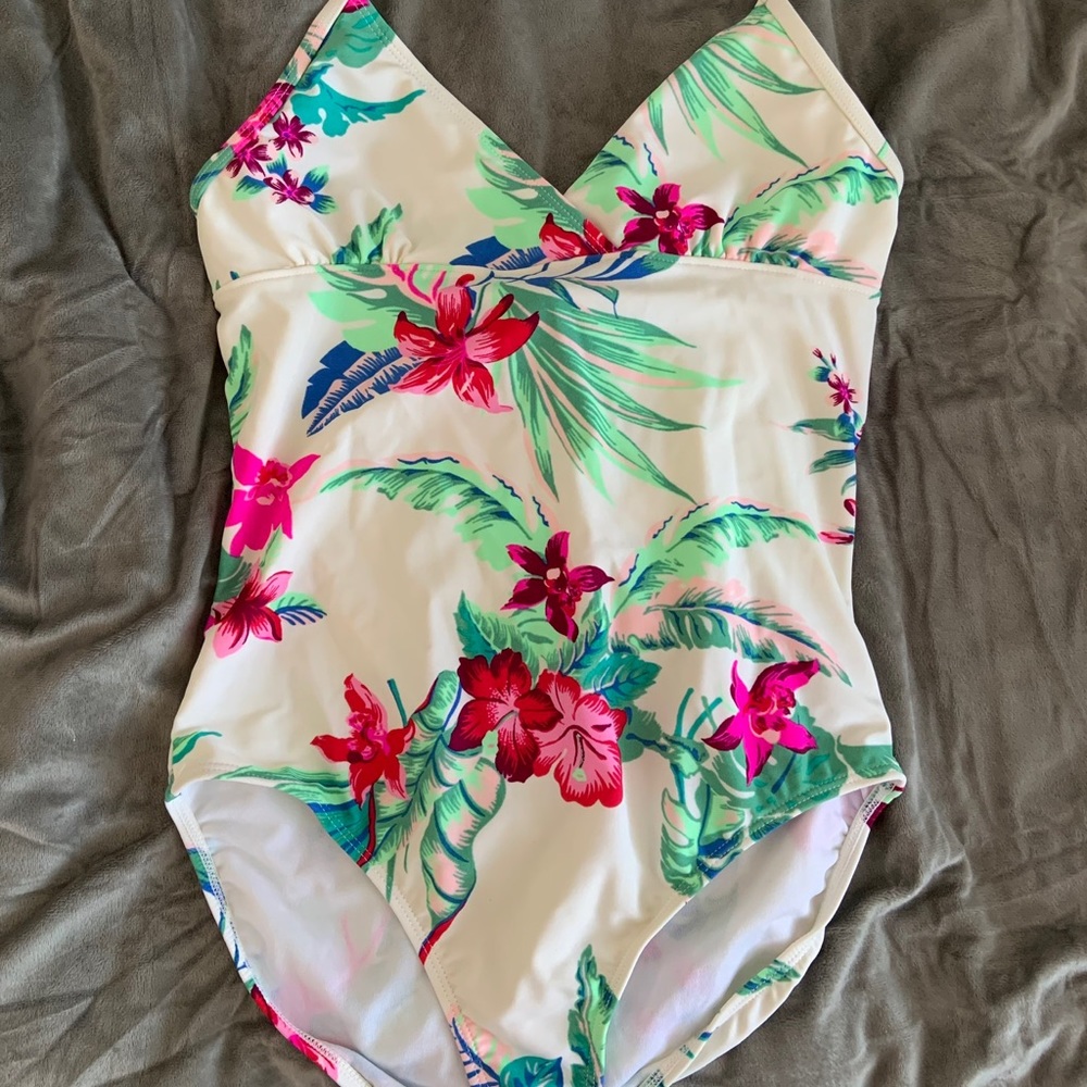 Old Navy, White and Floral One Piece, Size: 14Y